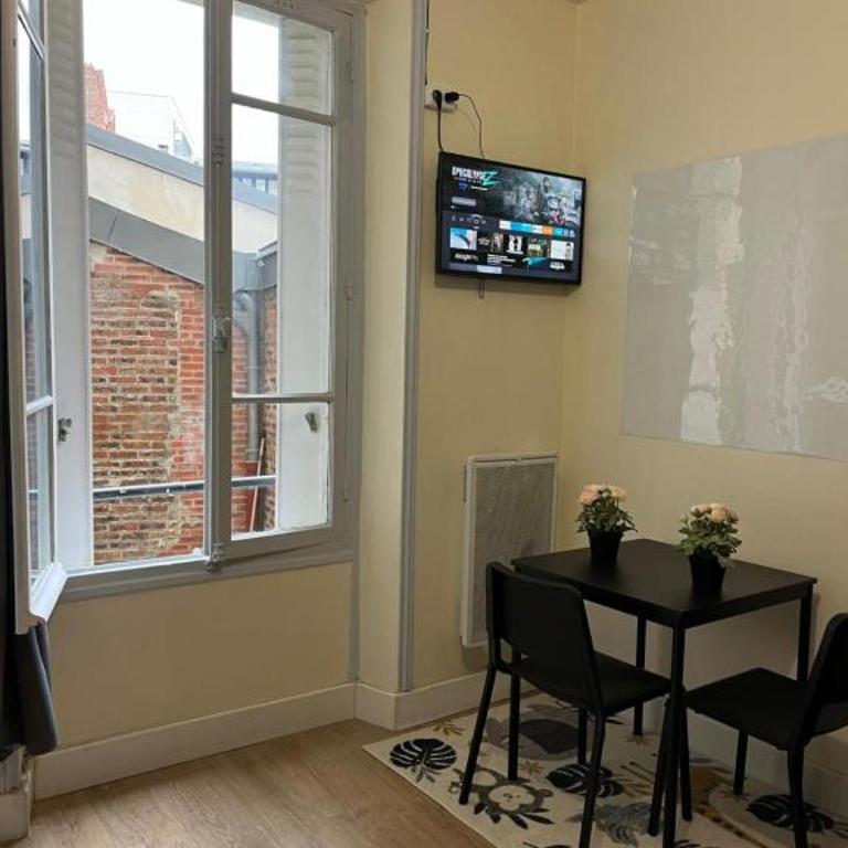 spacieux studio Paris Gambetta - Studio Lit King-Size - 3
