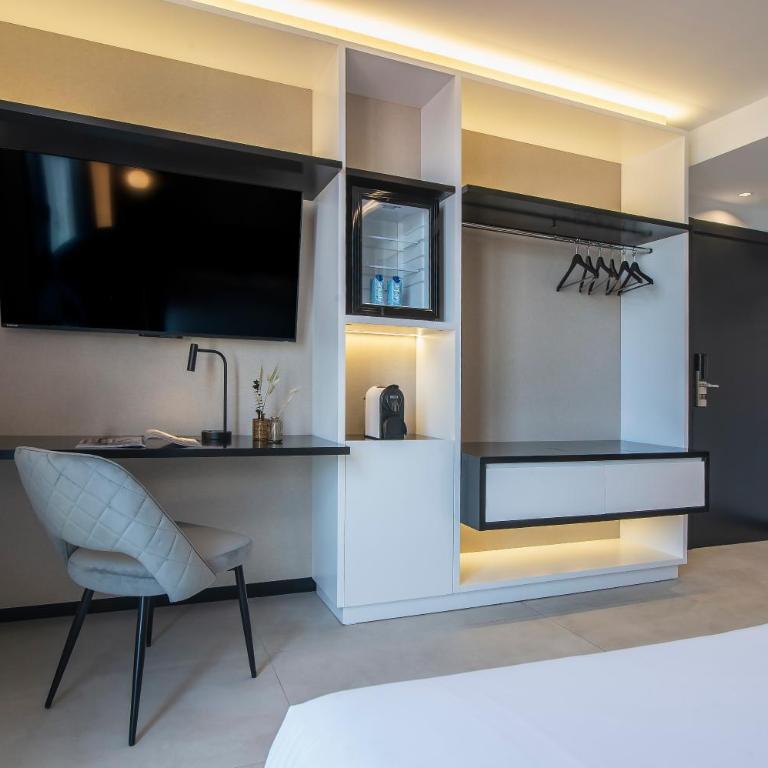 Hotel Puerto de la Luz by Pierre & Vacances - Habitación Business Doble con terraza - 3