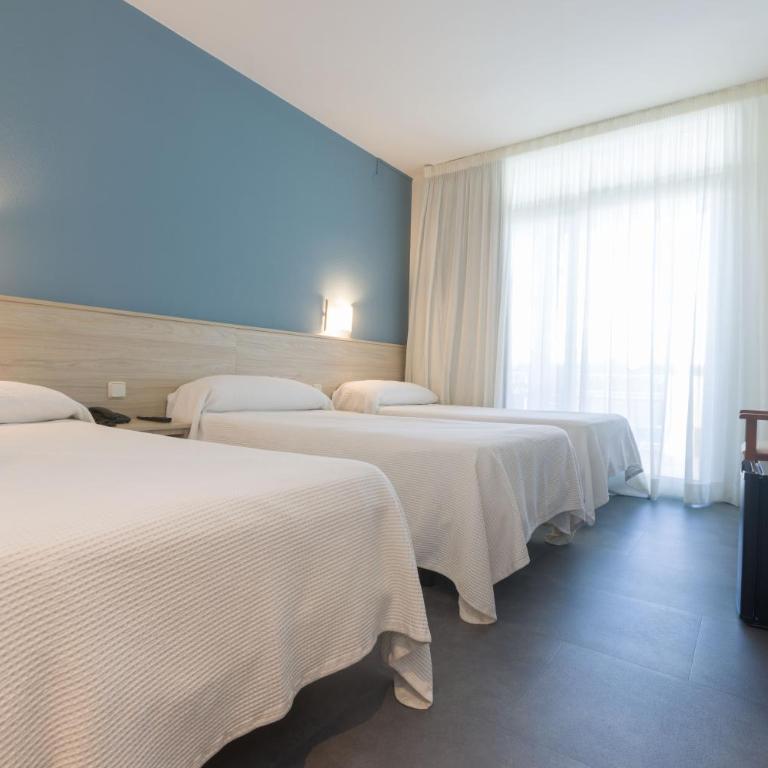 Ponient Marinada by PortAventura World - Available rates with tickets to PortAventura Park & Ferrari Land - Habitación Estándar 4* (3 adultos) - 4