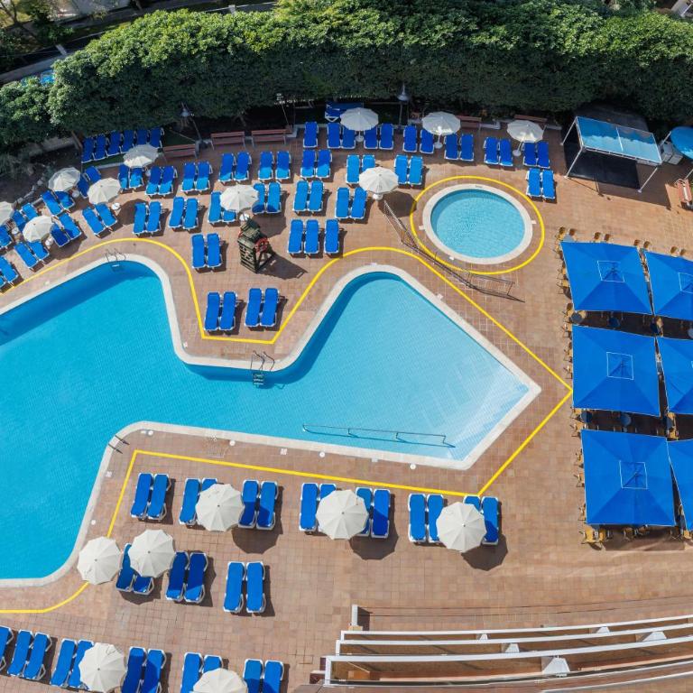 Ponient Marinada by PortAventura World - Available rates with tickets to PortAventura Park & Ferrari Land - Habitación Estándar 4* con vistas laterales a la piscina (2 adultos) - 6
