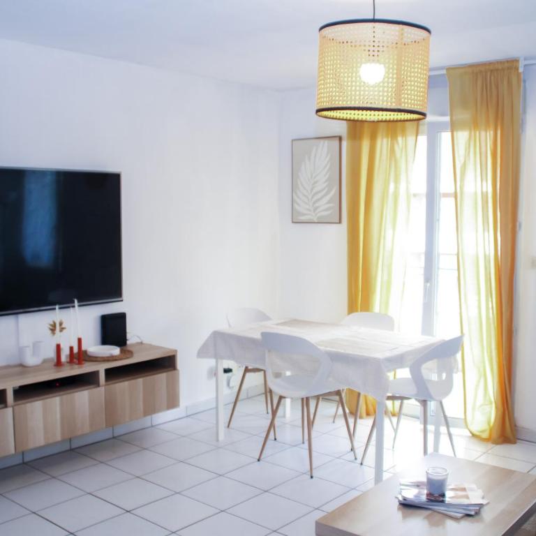 Charmant T3 climatisé avec parking - Apartment mit 2 Schlafzimmern - 4