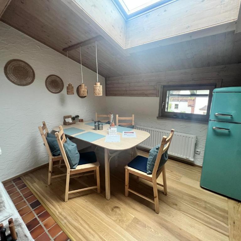 Hanna's Home - Two-Bedroom Apartment - 9