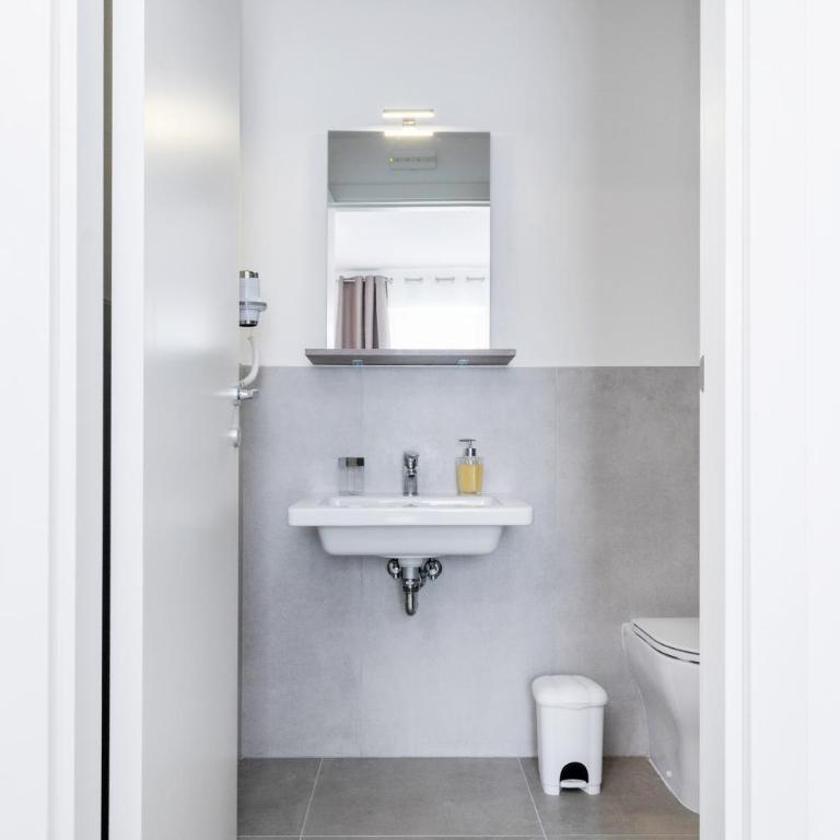 Appia Rooms Free Parking 10 min to Venice Easy Access - Camera Matrimoniale - 2