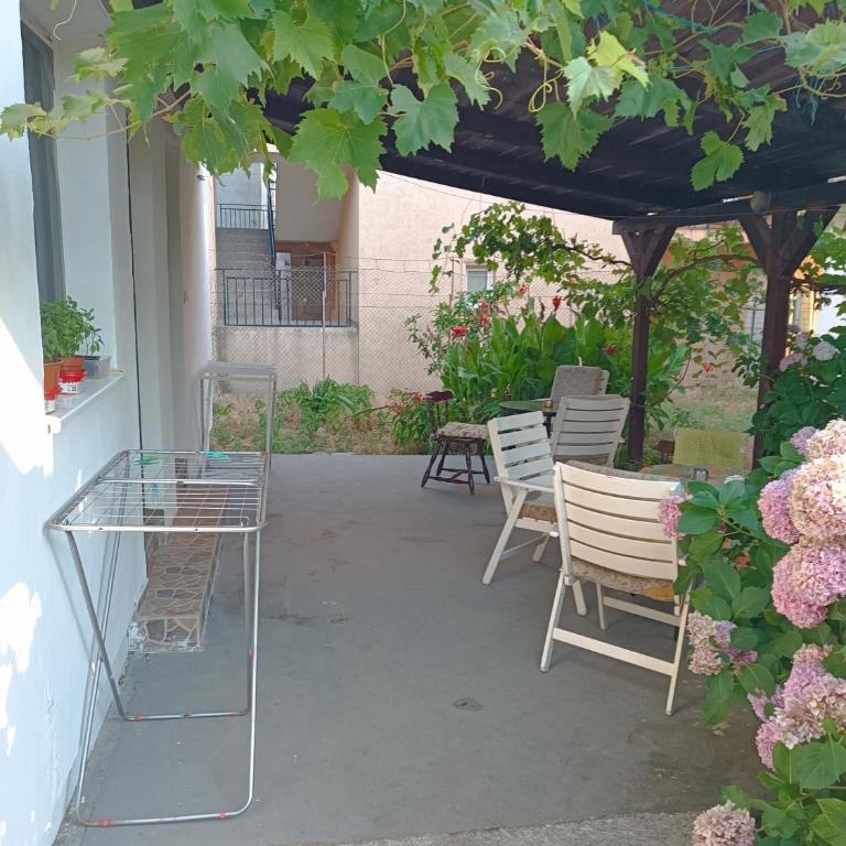 M6 olive tree studio - One-Bedroom Apartment - 2