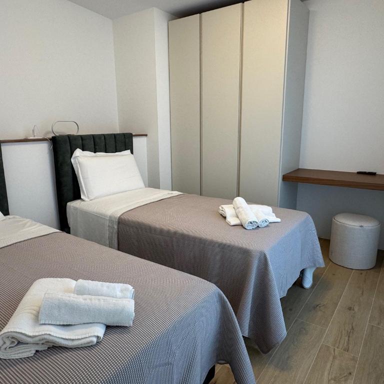 Residenza Harmonia - Appartamento Deluxe con 2 Camere da Letto e Vista Giardino - 3
