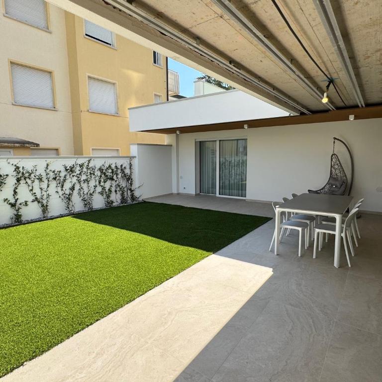 Residenza Harmonia - Appartamento Deluxe con 2 Camere da Letto e Vista Giardino - 13
