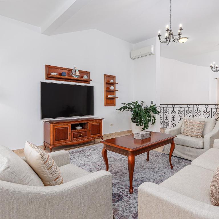 Oak Leaf Residences - Vila sa Sopstvenim Bazenom - 39