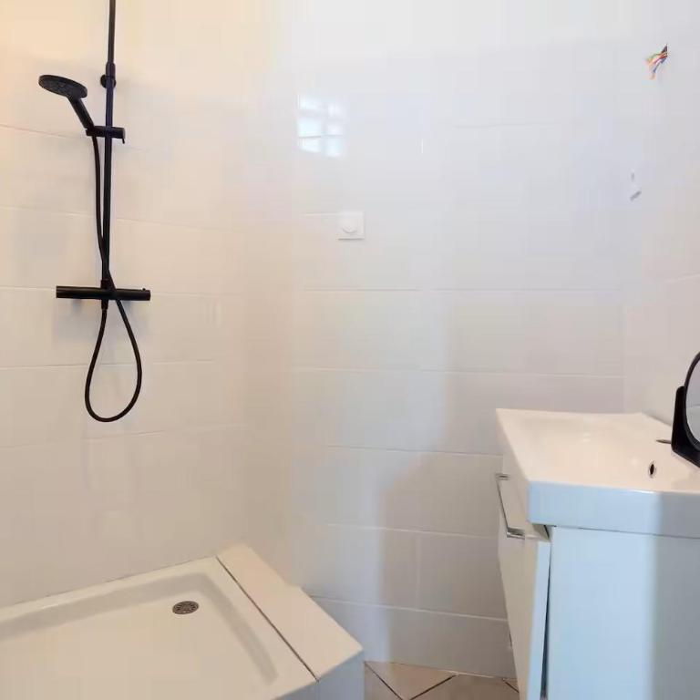 Chambre Privée dans appartement partagé CHO - Camera Matrimoniale con Bagno in Comune - 5