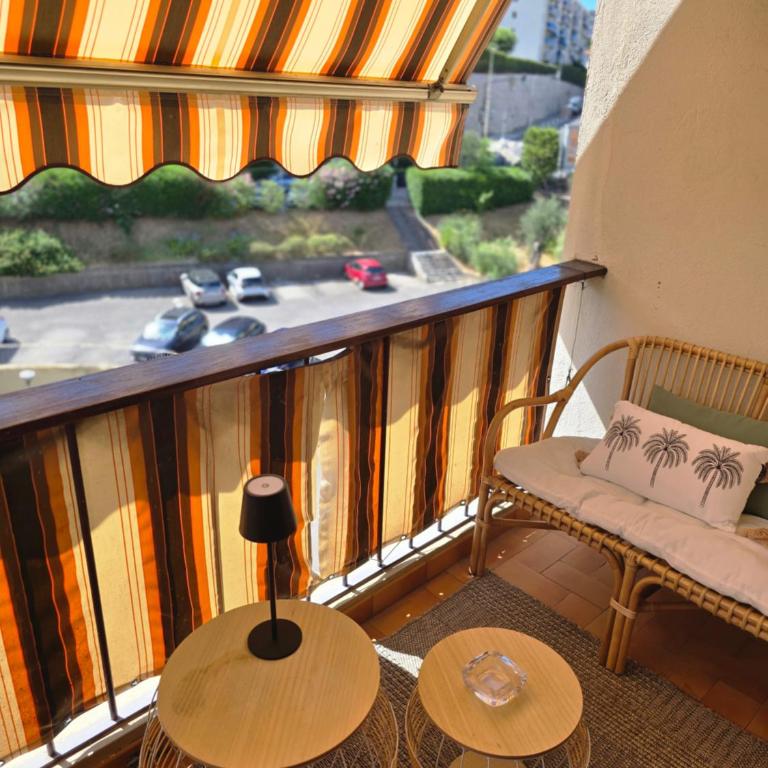 3 pièces avec vue proche du Port de Nice - Appartement 2 Chambres - 13
