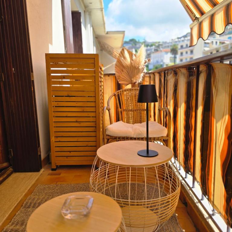 3 pièces avec vue proche du Port de Nice - Appartement 2 Chambres - 14