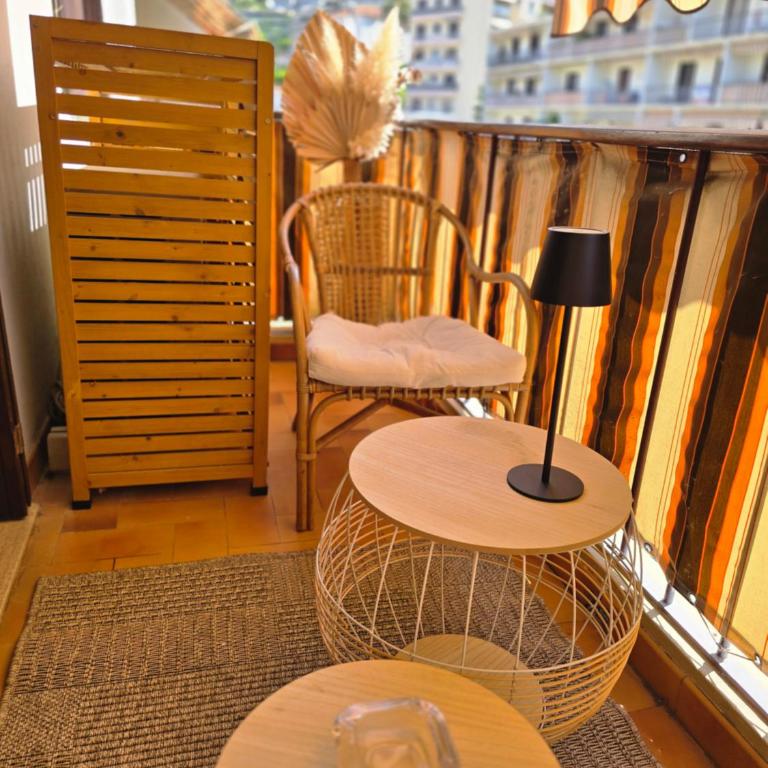 3 pièces avec vue proche du Port de Nice - Appartement 2 Chambres - 16