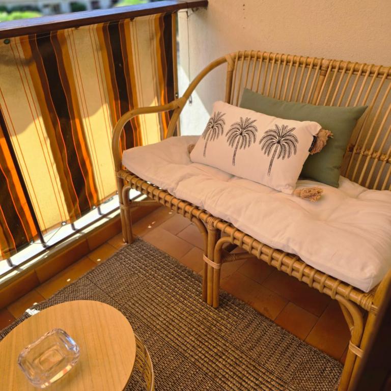 3 pièces avec vue proche du Port de Nice - Appartement 2 Chambres - 17