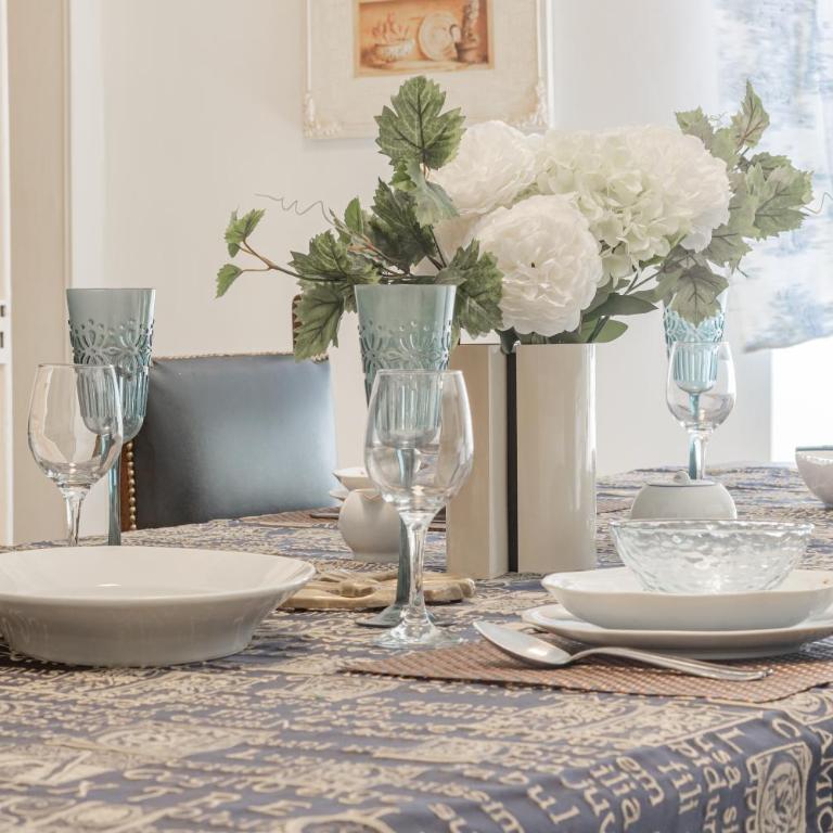 H11 THE KINGDOM'S APARTMENT Centro-Sanremo - Two-Bedroom Apartment - 15