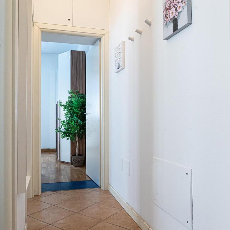 Sandrine - Two-Bedroom Apartment - 6