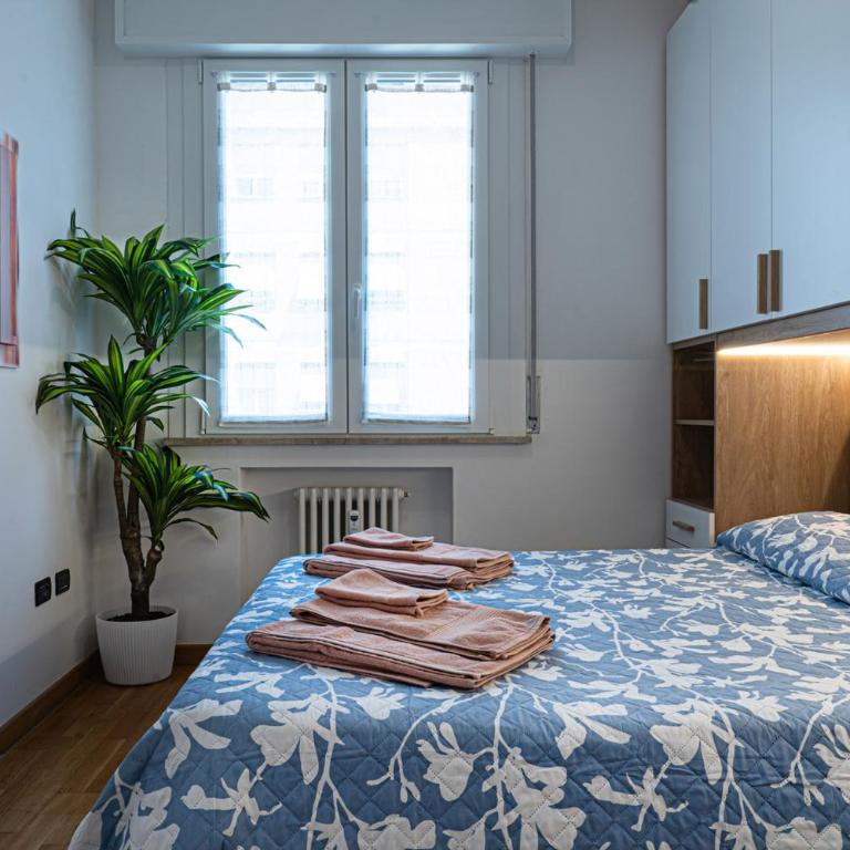 Sandrine - Two-Bedroom Apartment - 16