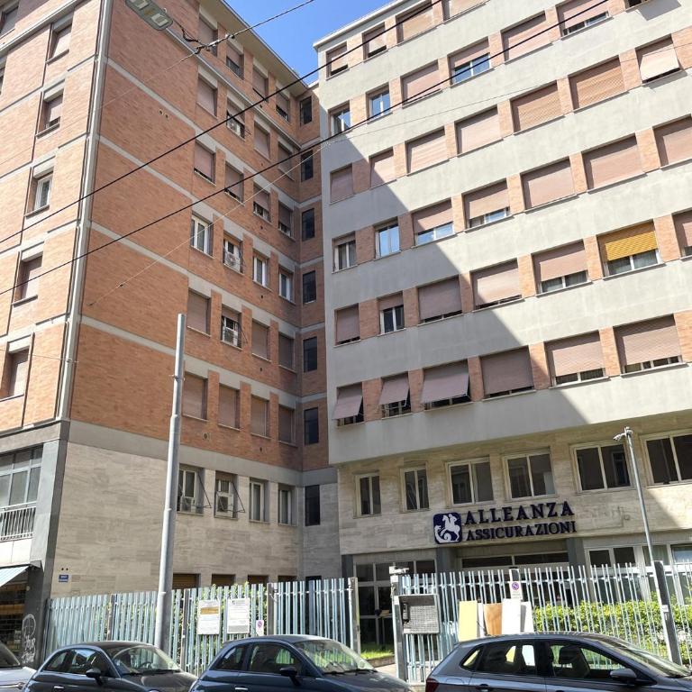 Sandrine - Two-Bedroom Apartment - 25