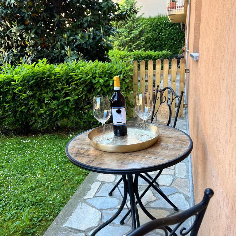 Rosa Bianca apartment - Free Parking in the historic center of Alba - Langhe - Appartamento Suite - 9