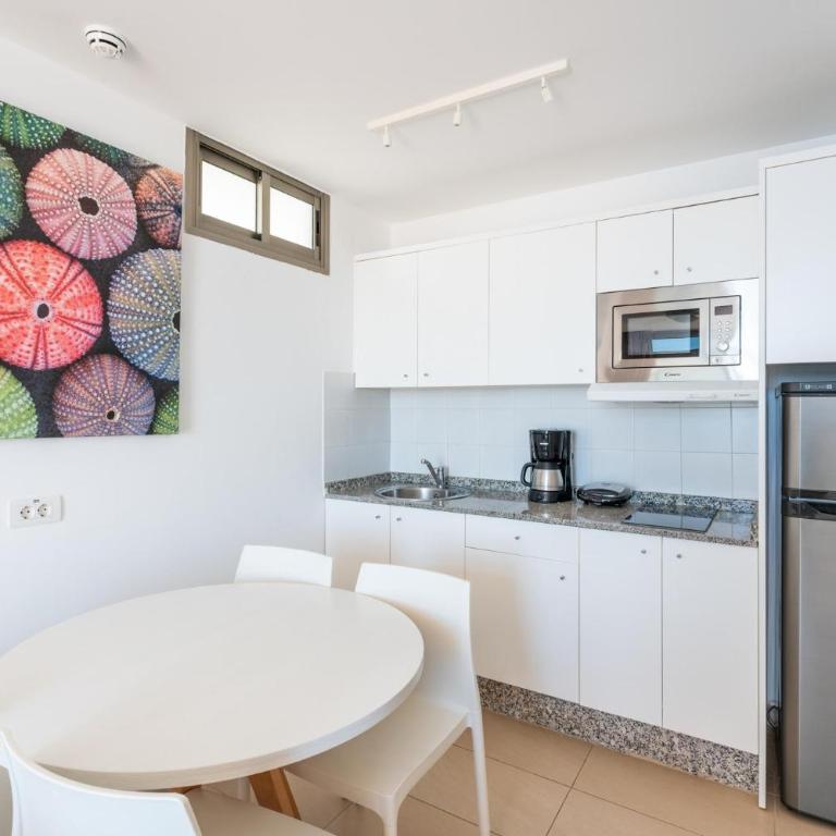 Servatur Altamar - Apartamento Clásico de 1 dormitorio con balcón y vistas al mar - 3
