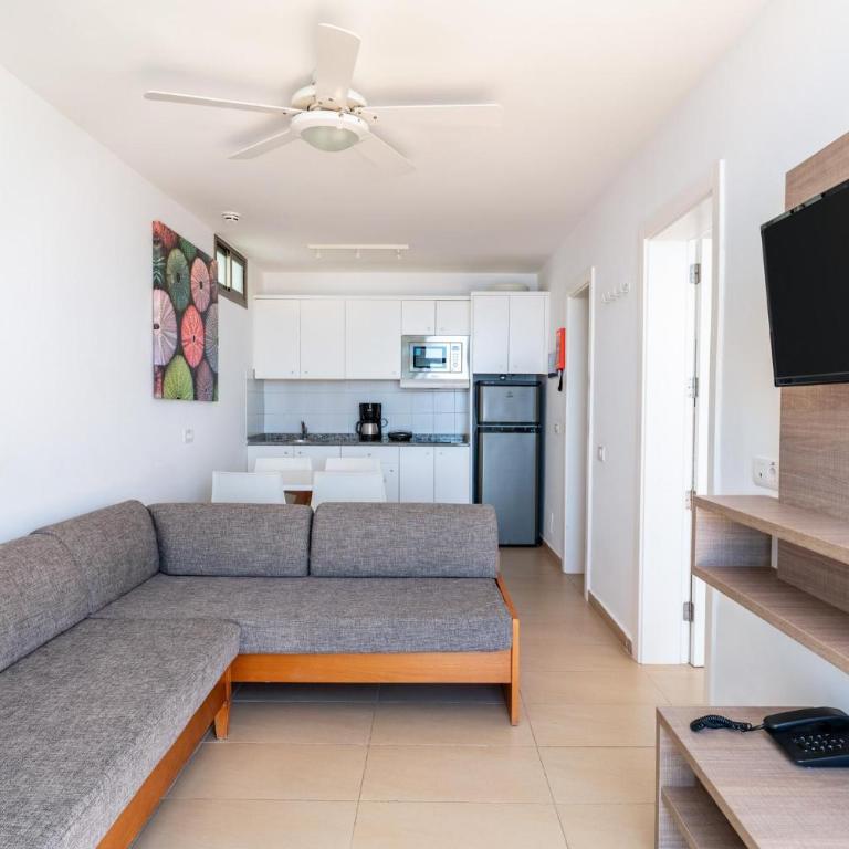 Servatur Altamar - Apartamento Clásico de 1 dormitorio con balcón y vistas al mar - 2