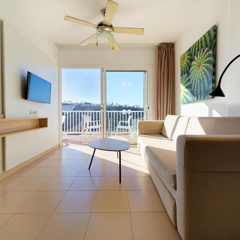 Servatur Altamadores - Premium One Bedroom Apartment with Balcony, Pool View - 3
