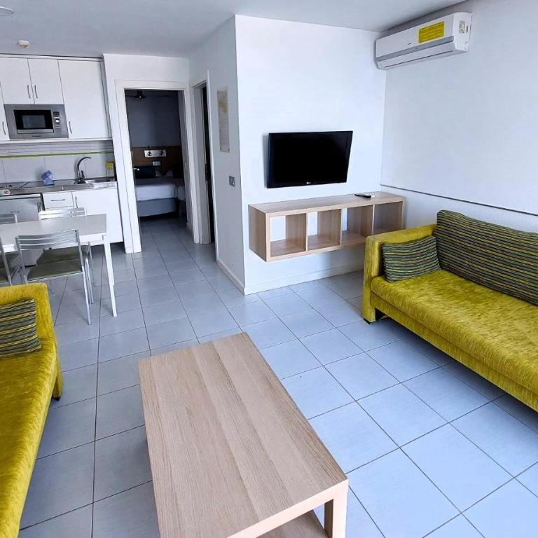 Servatur Riosol - Apartamento Clásico de 1 dormitorio con balcón, vistas al mar y aire acondicionado - 4