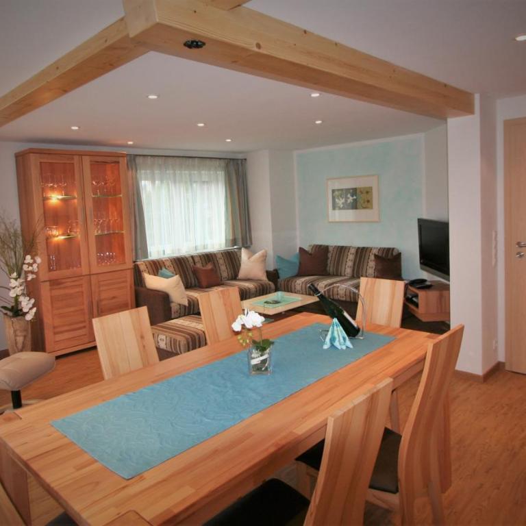 Alpenflair Ferienwohnungen "Haus Doris" - Haus mit 2 Schlafzimmern - 9