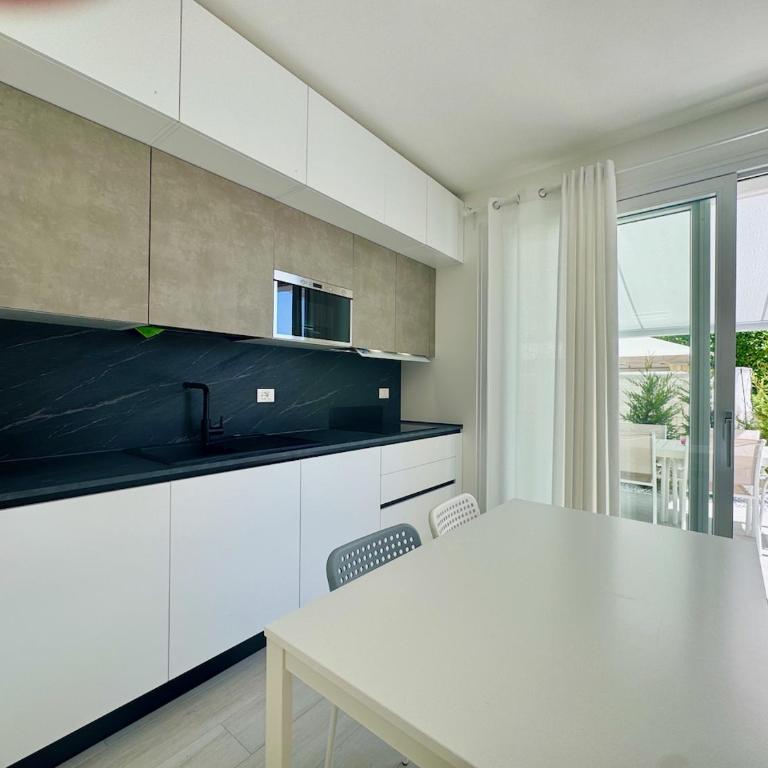 Brezza Marina - Home Immobiliare - Appartamento con 2 Camere da Letto - 20