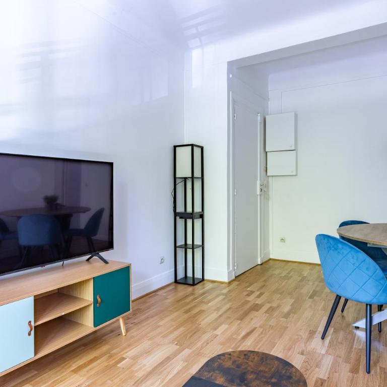 Romantique 4 Étoiles ,Appartement Chic près du Canal, Paris - Appartement 1 Chambre - 12