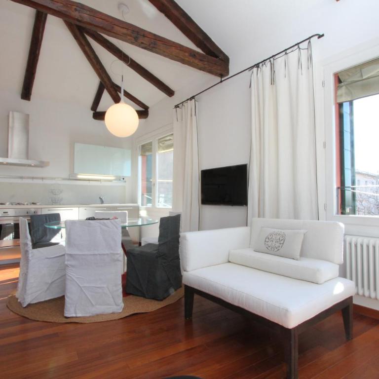 Attic Design Terrace - Two-Bedroom Apartment - 12