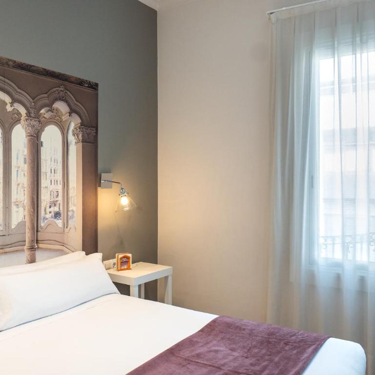 Mesón Castilla Atiram Hotels - Superior Double Room - 2