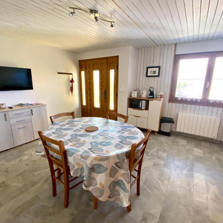 Appartement 4 personnes Versant du Soleil - Apartment mit 2 Schlafzimmern und Terrasse - 3