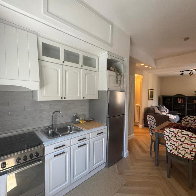Colorful Comfort in the Real Rome - Appartamento con 2 Camere da Letto - 4