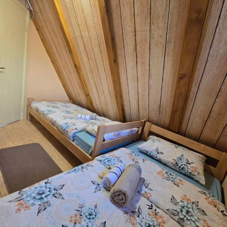 Soko Guest House - Two-Bedroom Apartment - 13