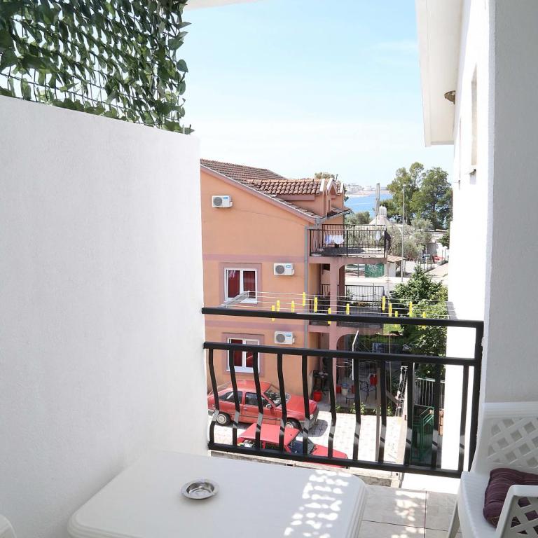 Apartments Stevo Nikočević - Studio with Balcony and Sea View - 30