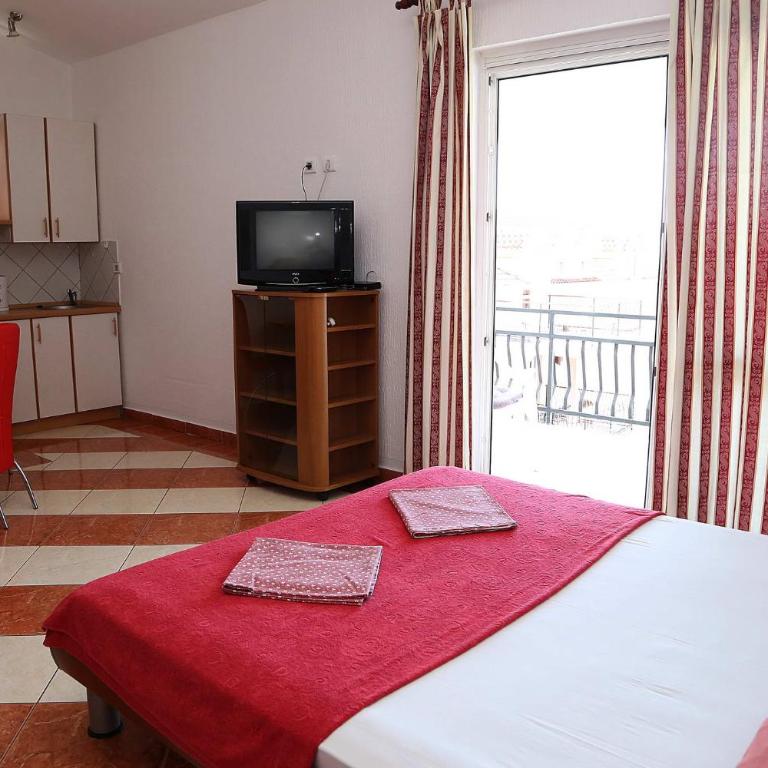 Apartments Stevo Nikočević - Studio with Balcony and Sea View - 37