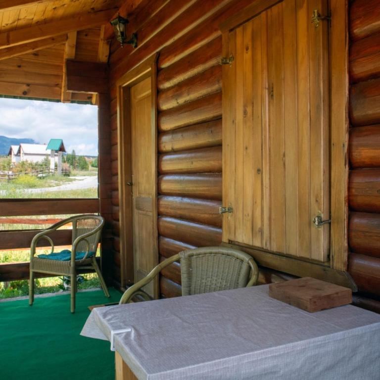 Wolf Apex - One-Bedroom House - 11