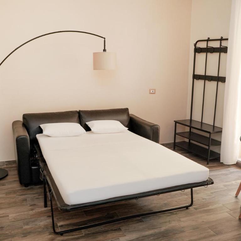 Chiatamone Relais - One-Bedroom Apartment - 23