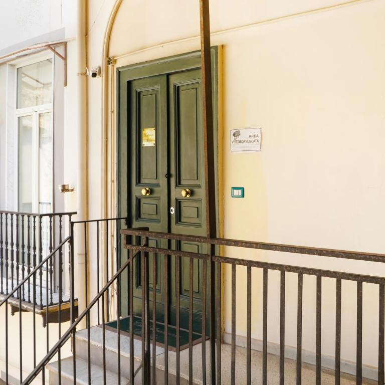 Chiatamone Relais - One-Bedroom Apartment - 25
