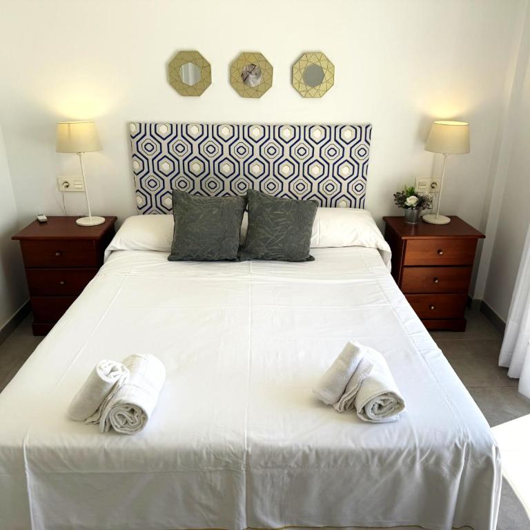 Nerja Paradise Rentals - Villa Daisy - Villa - 16