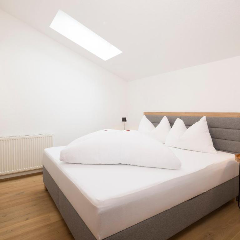 Appartements Huber - Deluxe Apartment mit 2 Schlafzimmern - 4