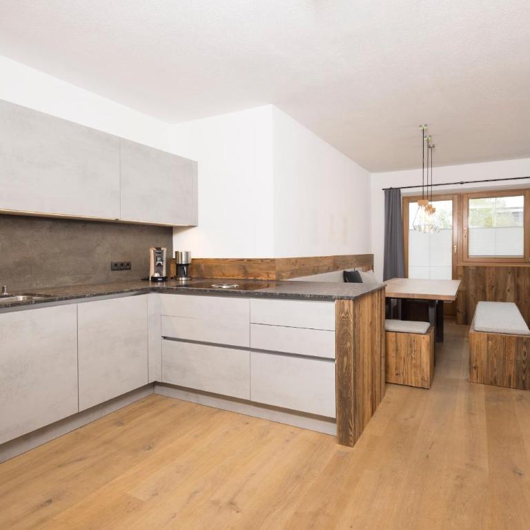 Appartements Huber - Deluxe Apartment mit 2 Schlafzimmern - 9