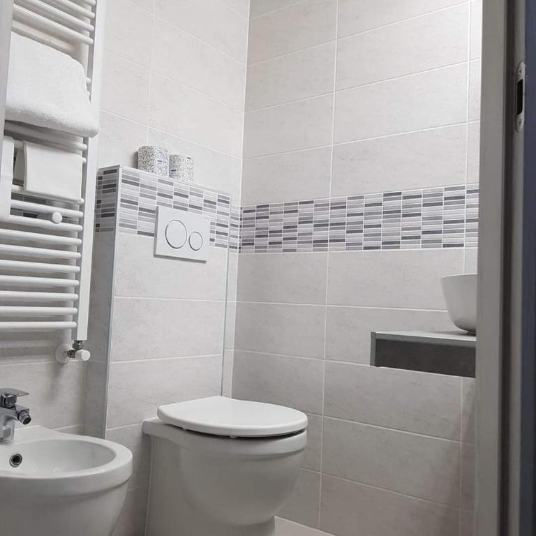 Hotel Continental - Single Room - 4