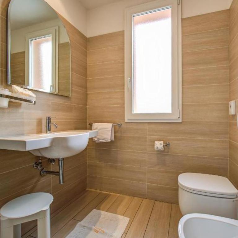 Hotel Fiamma & SPA Cesenatico - Camera Tripla - 6