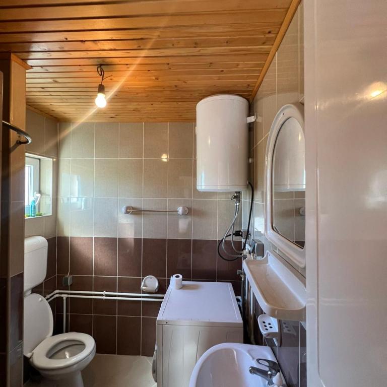 Villa Marija - Three-Bedroom House - 32