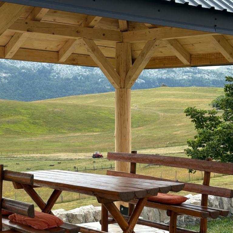 Villa Marija - Three-Bedroom House - 8