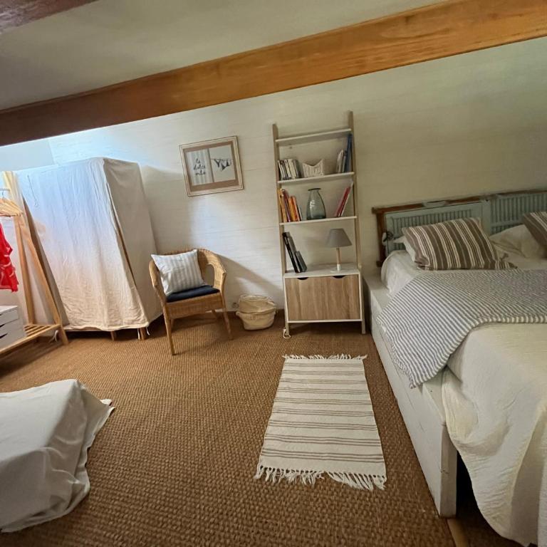 Joli cocon sous les toits au cœur de Vence et sa charmante terrasse tropezienne - Appartement 1 Chambre - 30