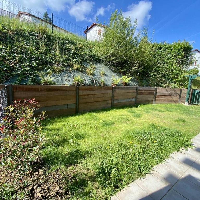 Cambo-les-Bains : Appartement 3 pièces avec parking et animaux acceptés - Apartamento de 2 dormitorios - 20