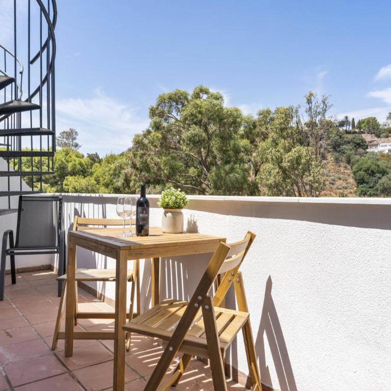 Rooftop Torrequebrada Holiday Apartment - Apartment with Terrace - 18
