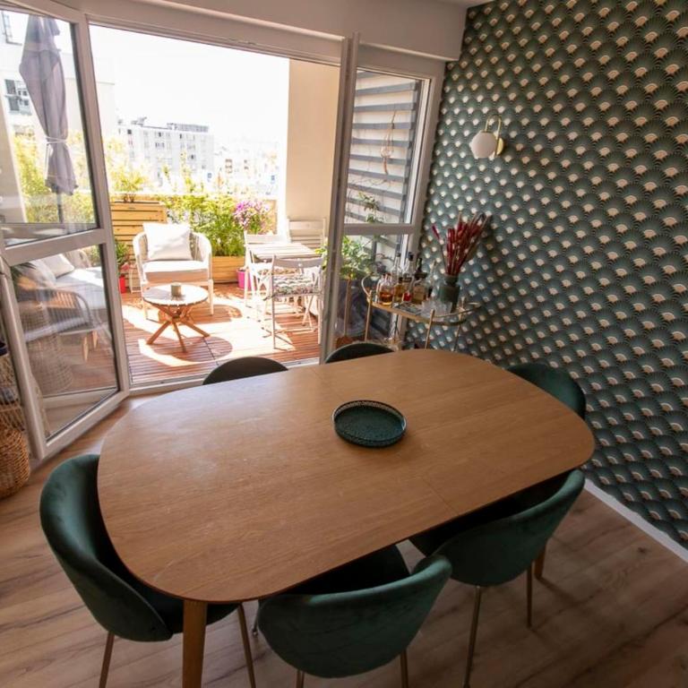 Apartment with terrace and view of Paris - Appartement - 16