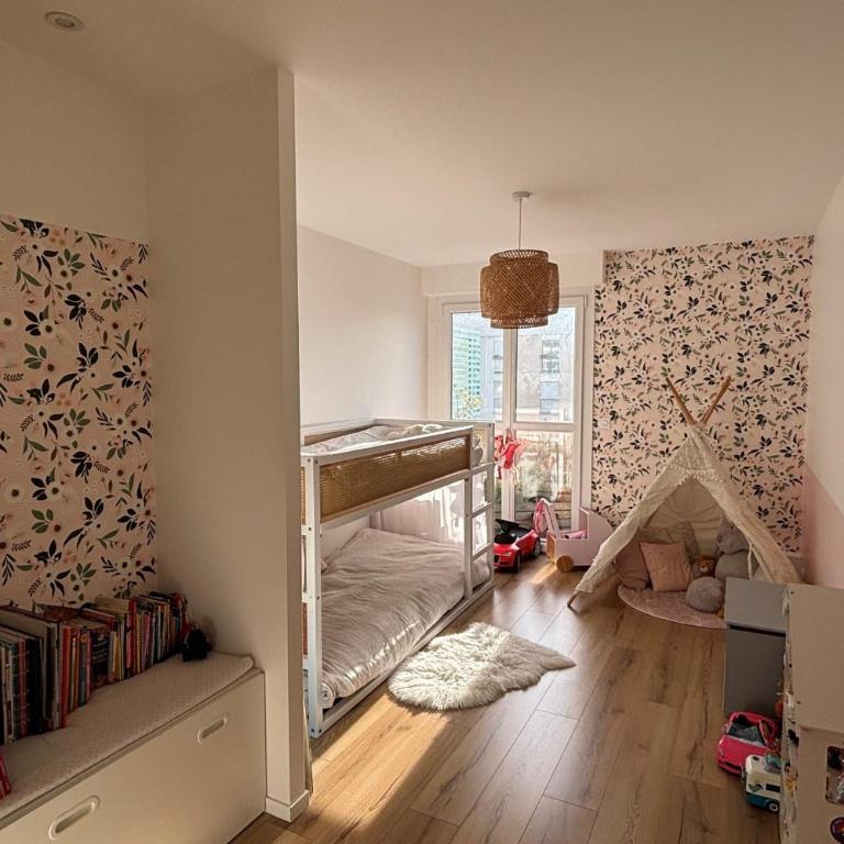 Apartment with terrace and view of Paris - Appartement - 18